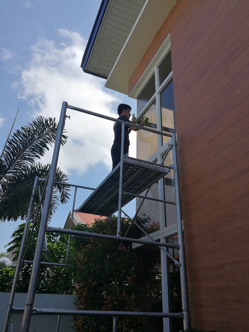 High and Low Window Cleaning in Angeles, Clark, Pampanga Philippines